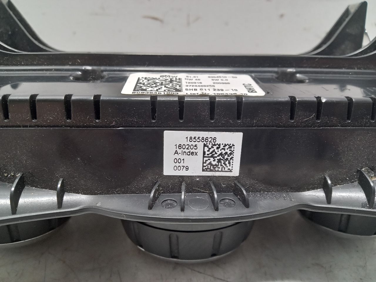 2016 MINI COOPER COOPER 4cyl Gasoline Turbo 2.0 TEMP CONTROL - 304877 — photo 3