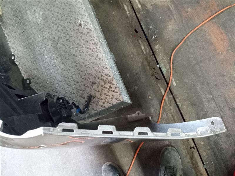 2020 SUBARU LEGACY BUMPER ASSY, FRONT - 3053 — photo 6