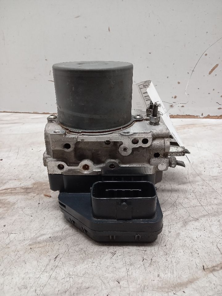 2015 LEXUS IS250 6cyl Gasoline 2.5 Anti-lock Brake Pts - 306798