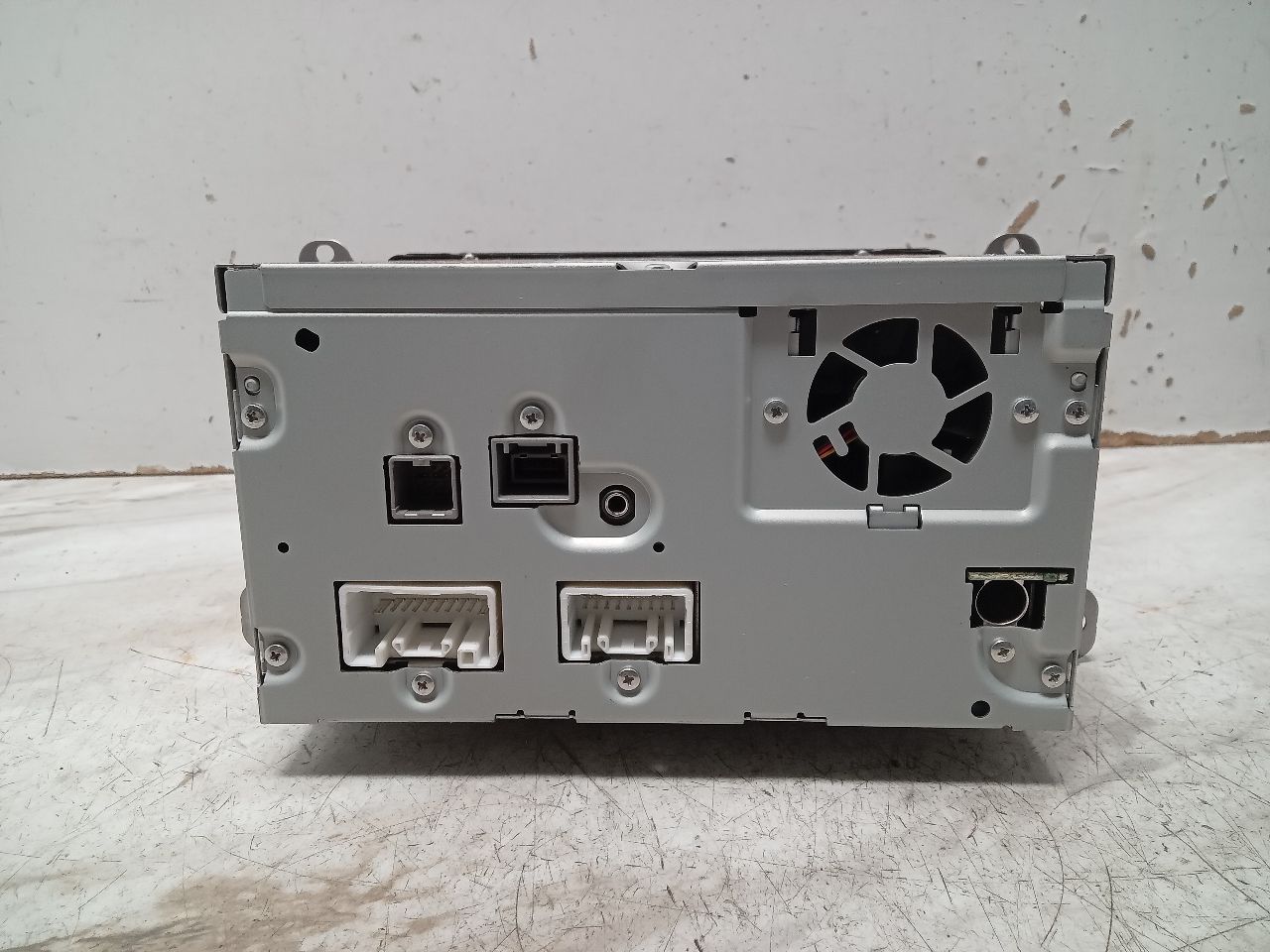 2014 MITSUBISHI OUTLANDER 4cyl Gasoline 2.4 Radio Audio - 308017 — photo 5