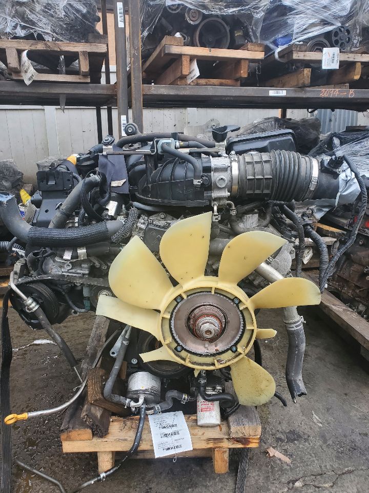 2017 NISSAN ARMADA 5.6L 8cyl Gasoline VVT ENGINE ASSEMBLY - 308193 — photo 5