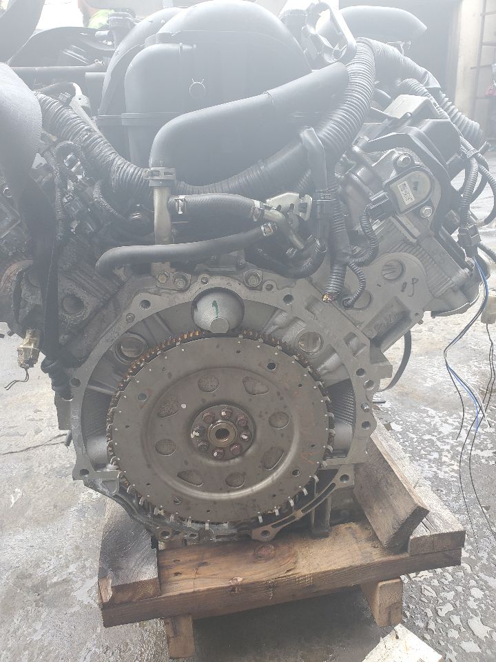 2017 NISSAN ARMADA 5.6L 8cyl Gasoline VVT ENGINE ASSEMBLY - 308193 — photo 8