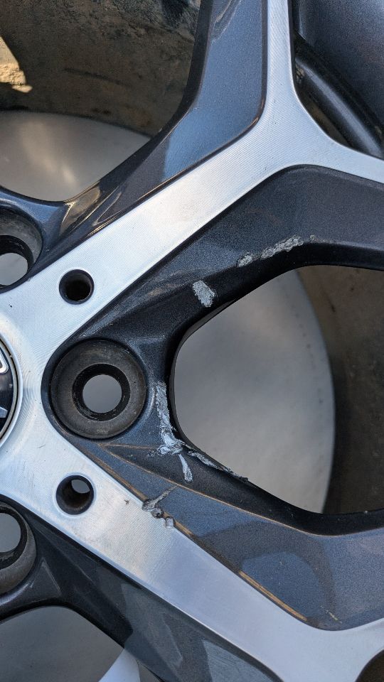 2017 BMW X1 WHEEL - 309804 — photo 4