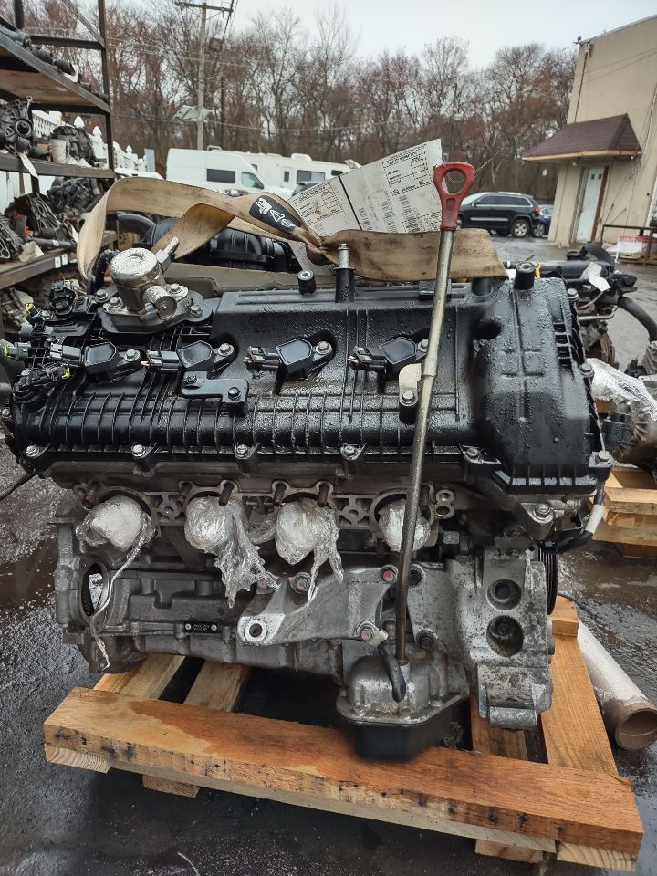 2013 HYUNDAI GENESIS 8cyl Gasoline 5.0 ENGINE ASSEMBLY - 311045 — photo 2