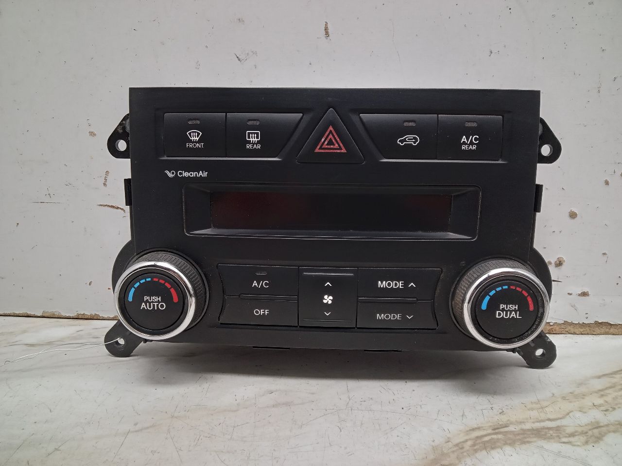 2011 KIA SORENTO 6cyl Gasoline 3.5 TEMP CONTROL - 311258 — photo 1