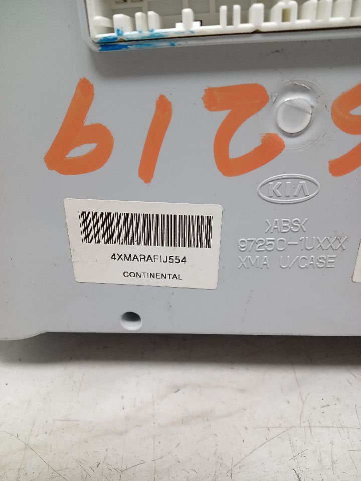 2011 KIA SORENTO 6cyl Gasoline 3.5 TEMP CONTROL - 311258 — photo 5