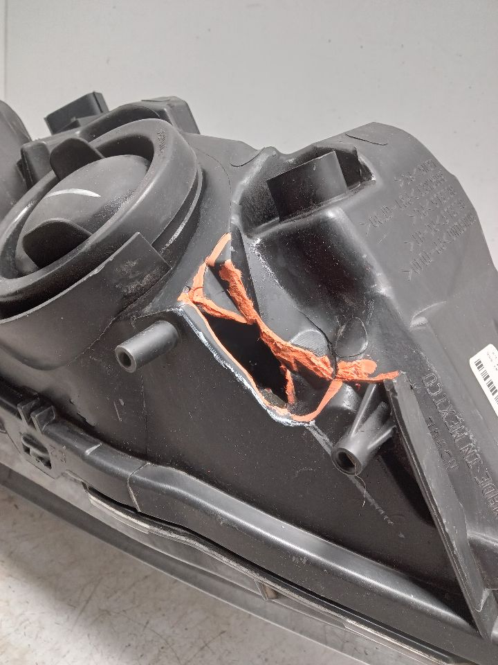 2018 FORD FUSION Right HEADLAMP ASSEMBLY - 311340 — photo 4