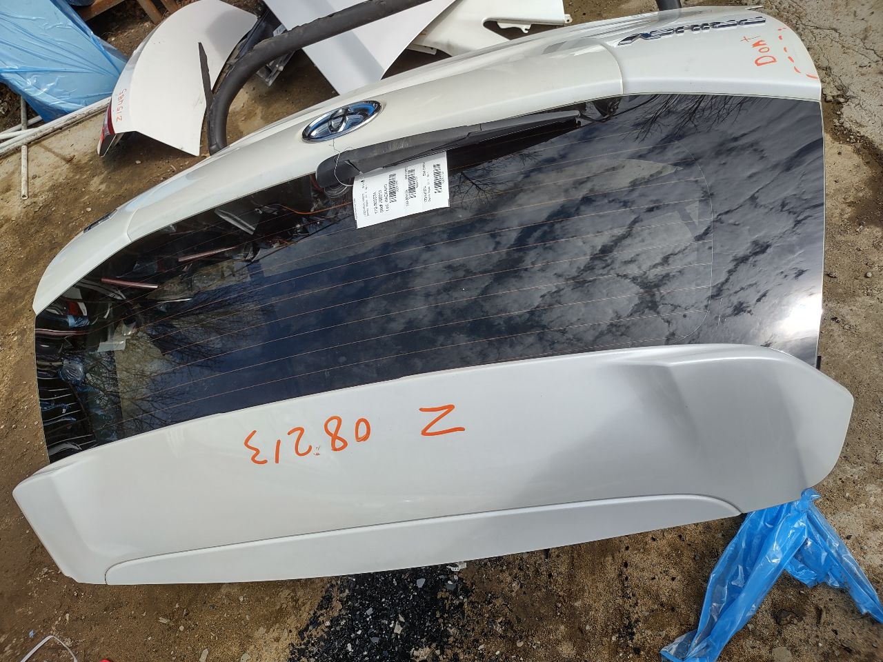 2014 TOYOTA PRIUS 4cyl Hybrid 1.8 Decklid  Tailgate - 311721 — photo 4