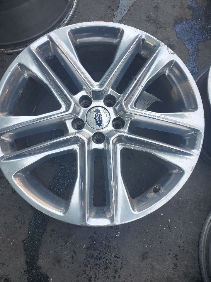 2016 FORD EXPLORER 6cyl Gasoline 3.5 WHEEL - 312224 — photo 2
