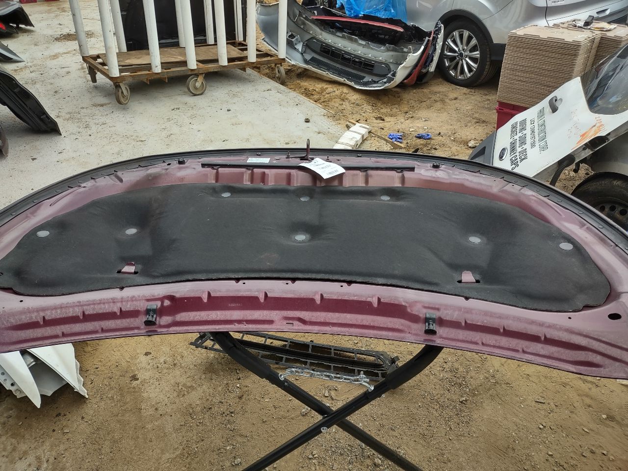2011 FORD EXPLORER 6cyl Gasoline 3.5 HOOD - 312237 — photo 3