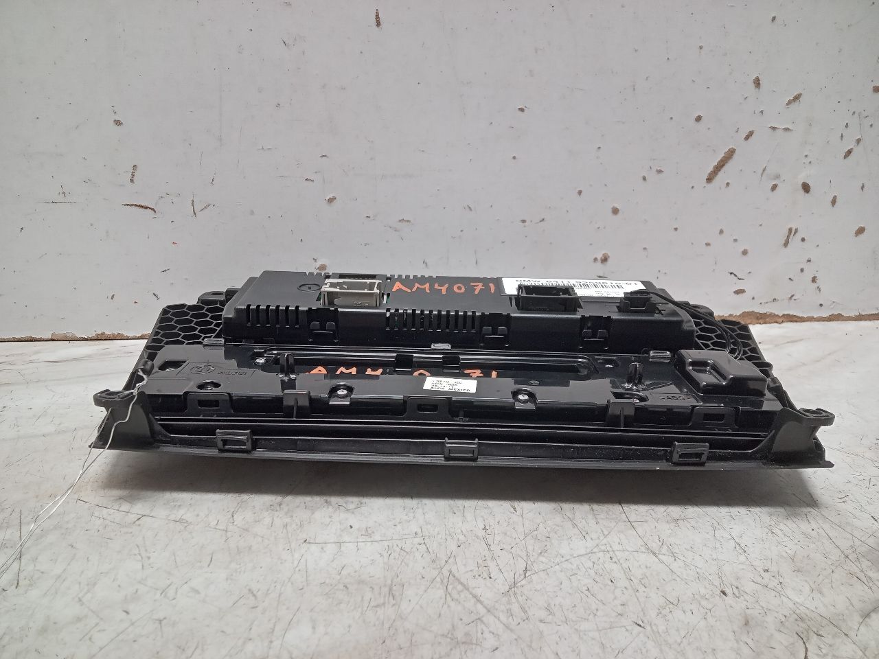 2012 BMW X3 6cyl Gasoline 3.0 Dohc TEMP CONTROL - 312690 — photo 6