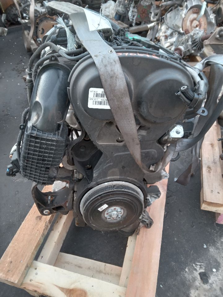 2015 VOLVO S60 4cyl Gasoline Turbo 2.0 ENGINE ASSEMBLY - 313093 — photo 2