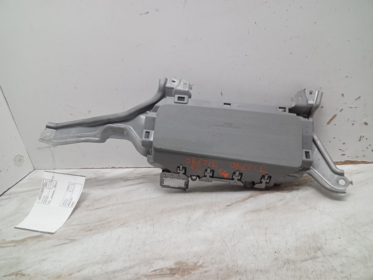 2011 TOYOTA SIENNA 6cyl Gasoline 3.5 Left AIR BAG - 313949