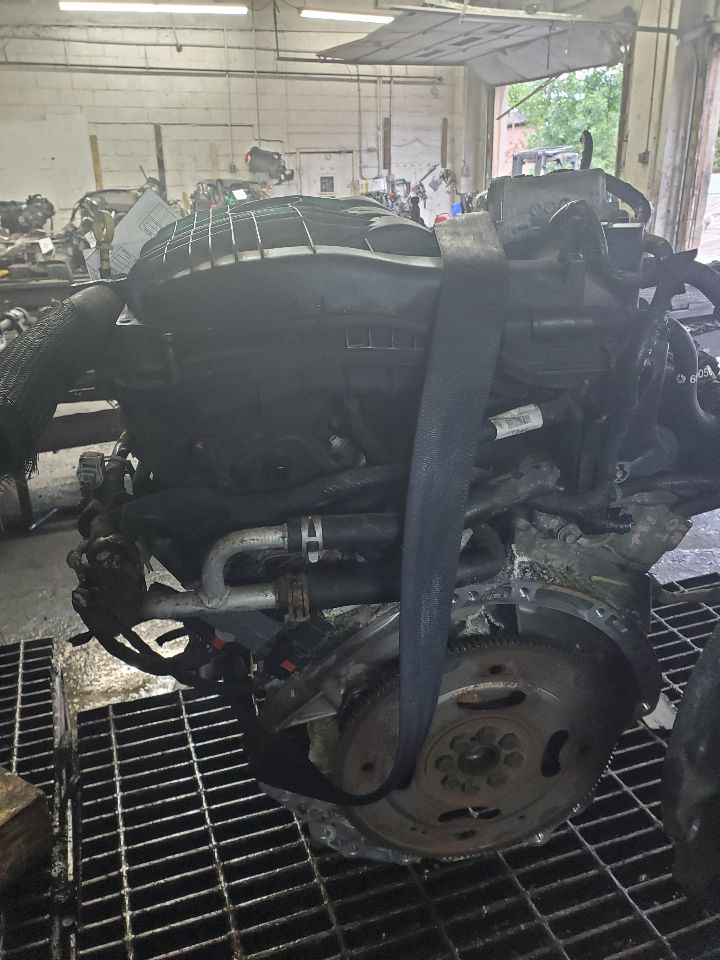 2013 DODGE CARAVAN 6cyl Gasoline 3.6 ENGINE ASSEMBLY - 315099 — photo 5