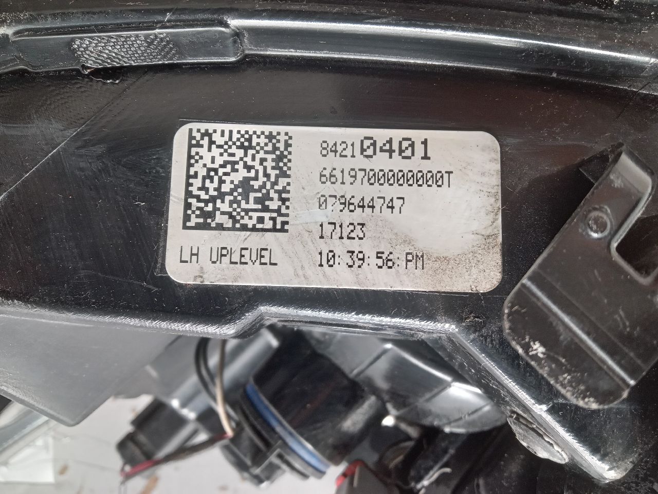 2017 GMC ACADIA 4cyl Gasoline 2.5 Left TAIL LAMP - 317423 — photo 6