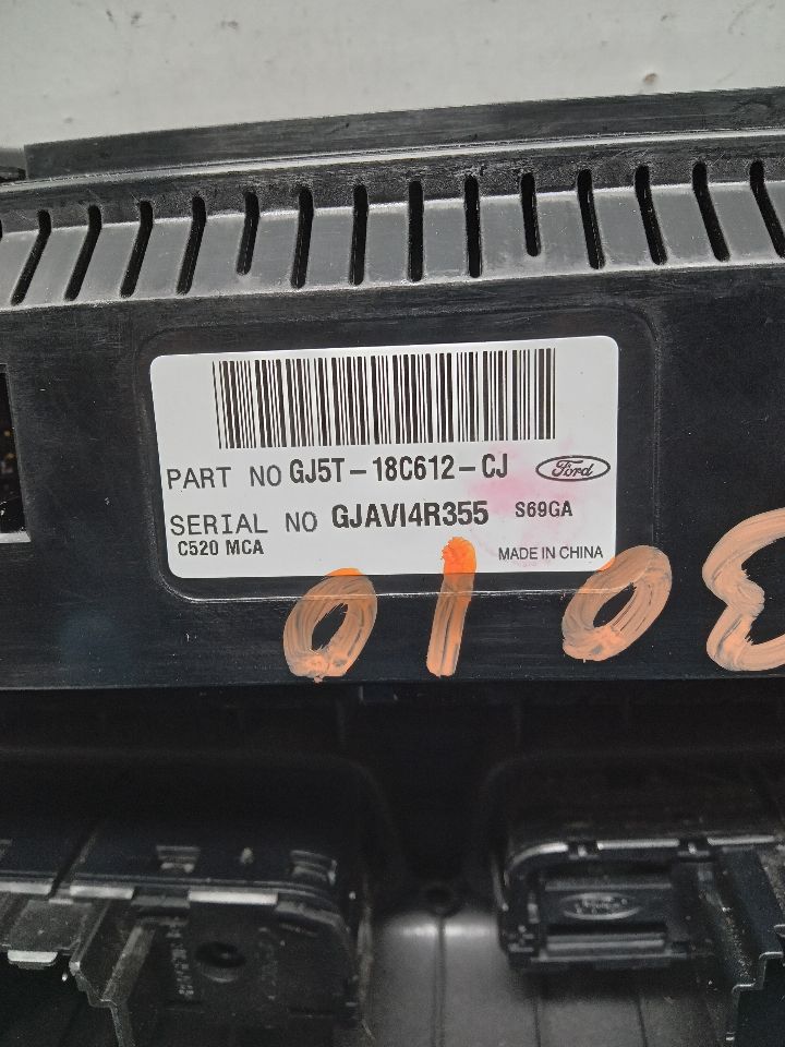 2018 FORD ESCAPE 1.5L 4cyl Turbo Gasoline TEMP CONTROL - 318577 — photo 5