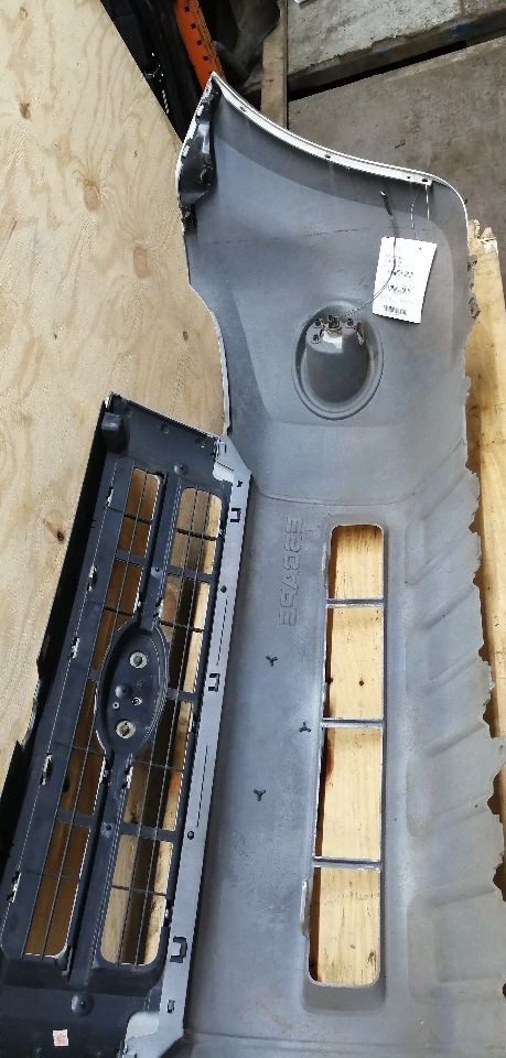 2009 FORD ESCAPE BUMPER ASSY, FRONT - 3192 — photo 6