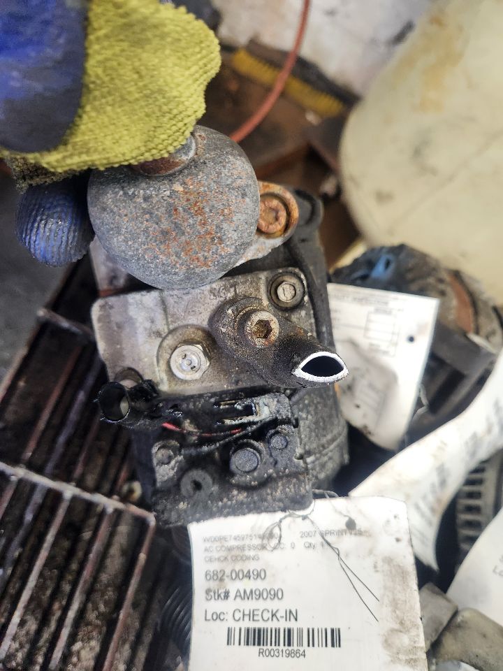2007 DODGE SPRINTER 2500 3.0L 6cyl Turbo Diesel AC COMPRESSOR - 319864 — photo 2