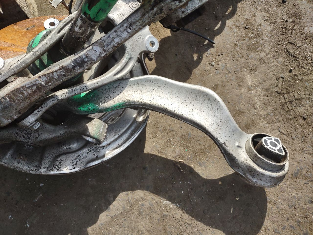 2023 BMW M550i 4.4L 8cyl Turbo Gasoline Knee, Front - 320547 — photo 8