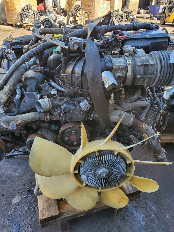 2017 NISSAN ARMADA 5.6L 8cyl Gasoline VVT ENGINE ASSEMBLY - 320665 — photo 5