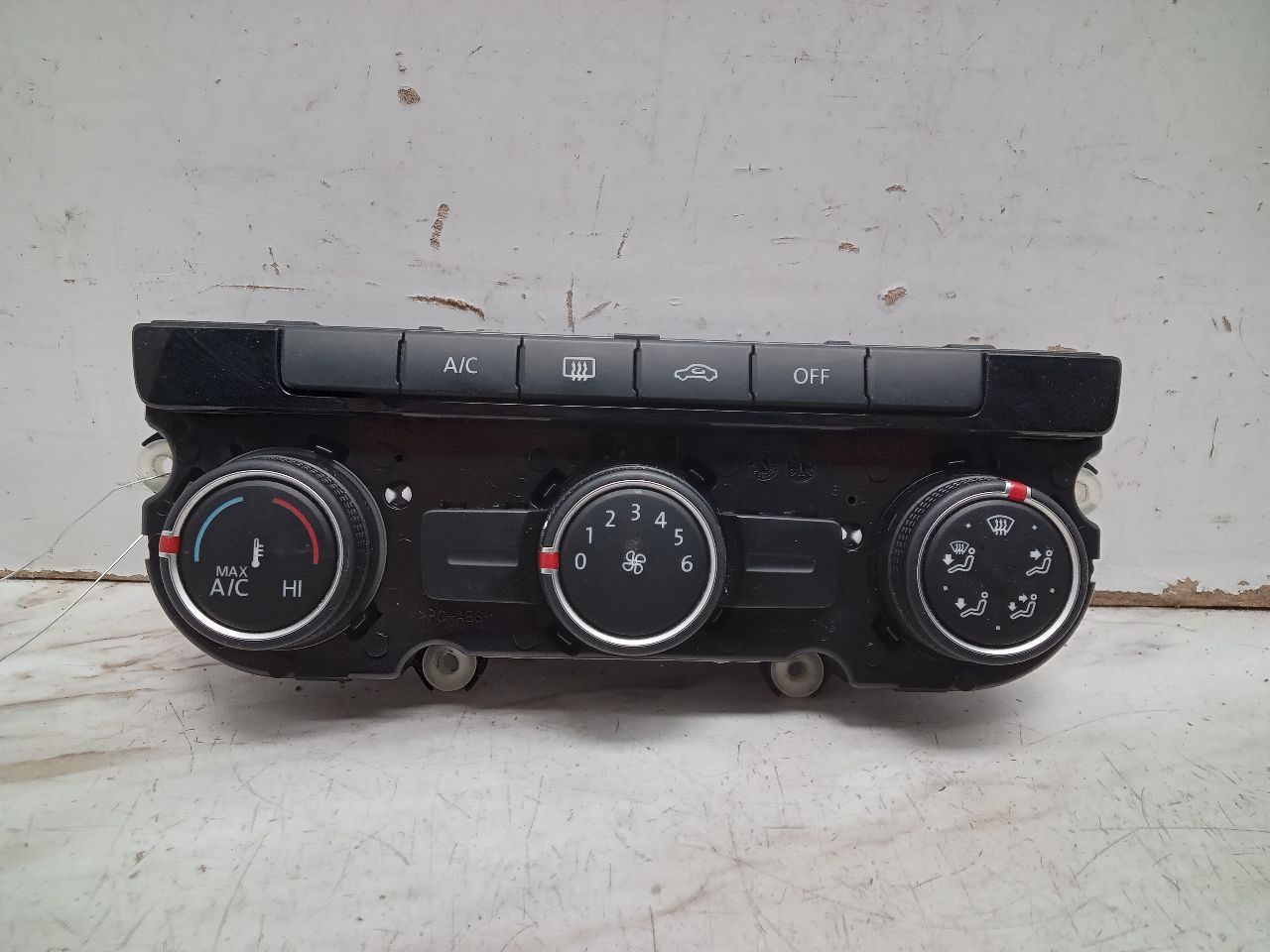 2018 VOLKSWAGEN TIGUAN 2.0L 4cyl Turbo Gasoline TEMP CONTROL - 321072