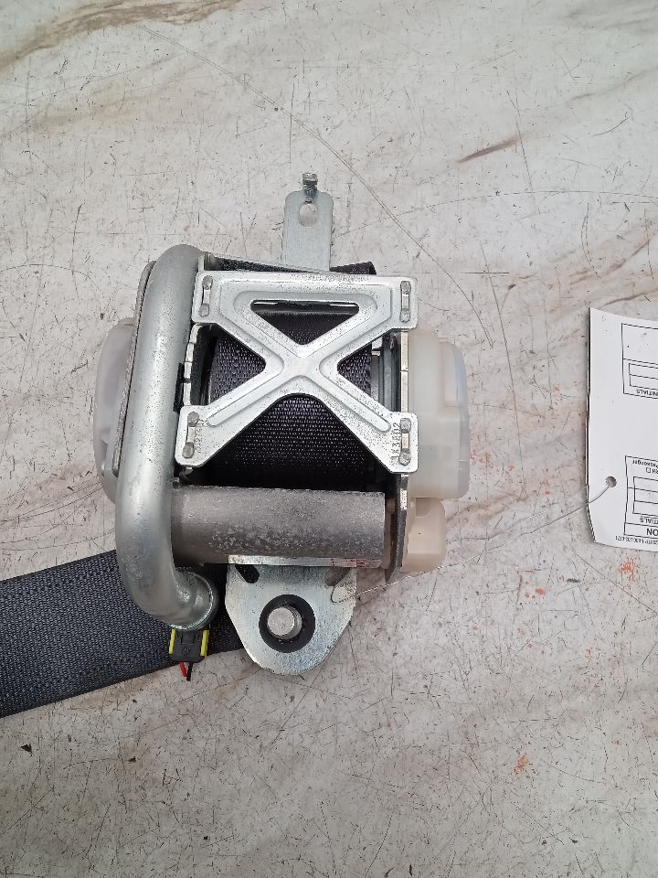 2013 KIA OPTIMA 4cyl Gasoline 2.4 Seat Belt, Front - 321076 — photo 5