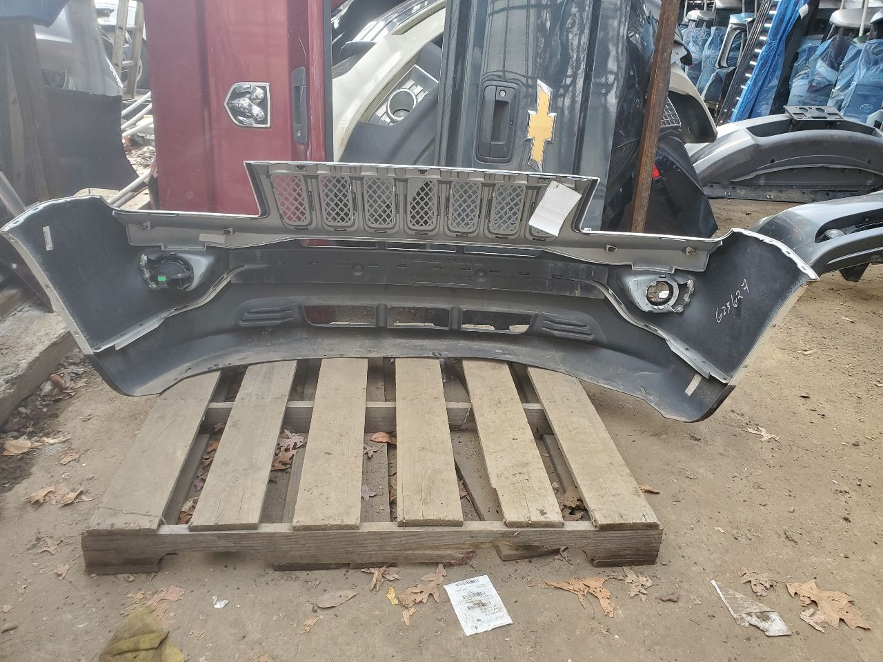 2016 JEEP COMPASS 4cyl Gasoline 2.4 BUMPER ASSY, FRONT - 321762 — photo 7