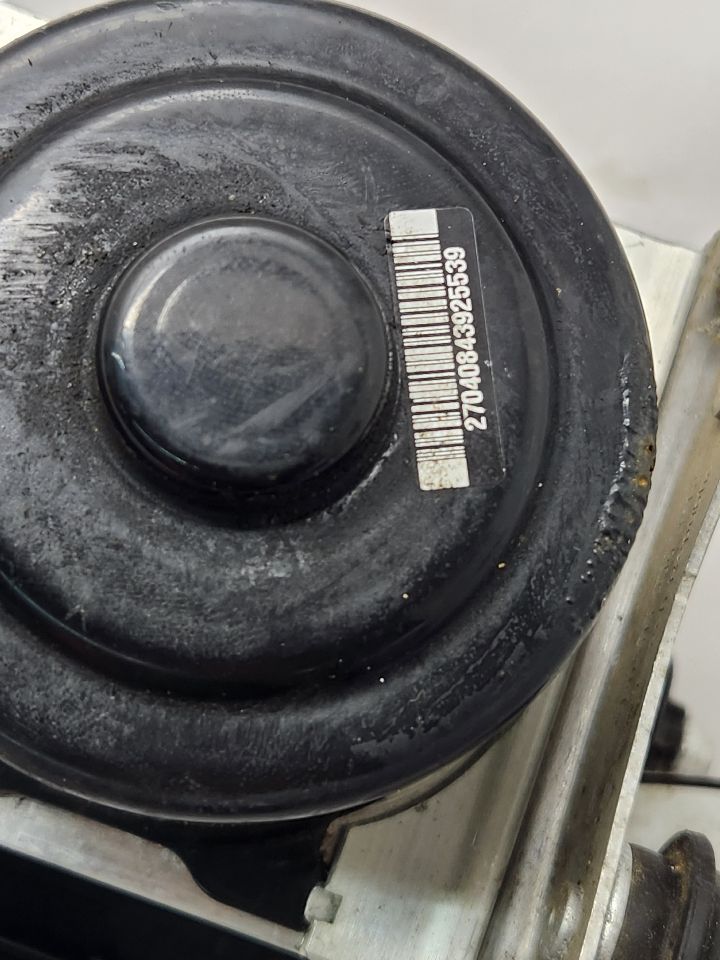 2014 PORSCHE CAYENNE 6cyl 3.0 liter hybrid Anti-lock Brake Pts - 322353 — photo 2