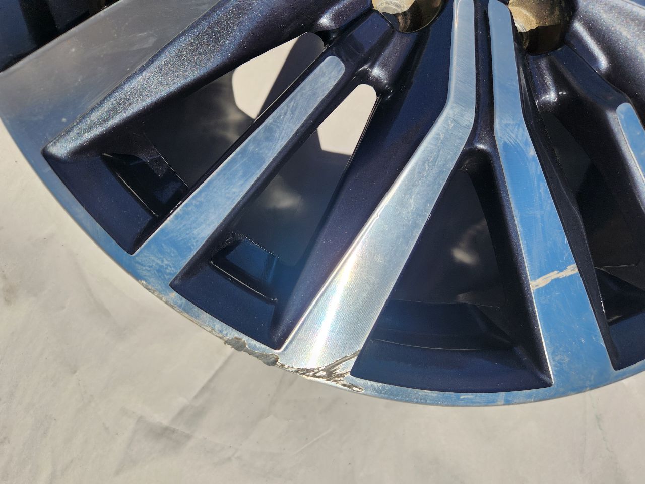 2022 NISSAN KICKS 1.6L 4cyl Gasoline WHEEL - 323009 — photo 3