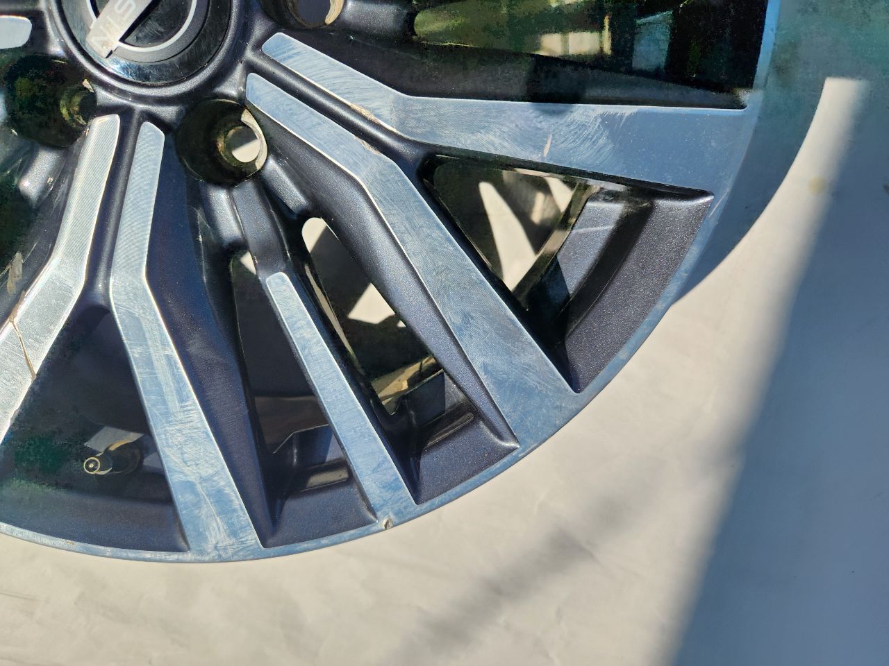 2022 NISSAN KICKS 1.6L 4cyl Gasoline WHEEL - 323009 — photo 5