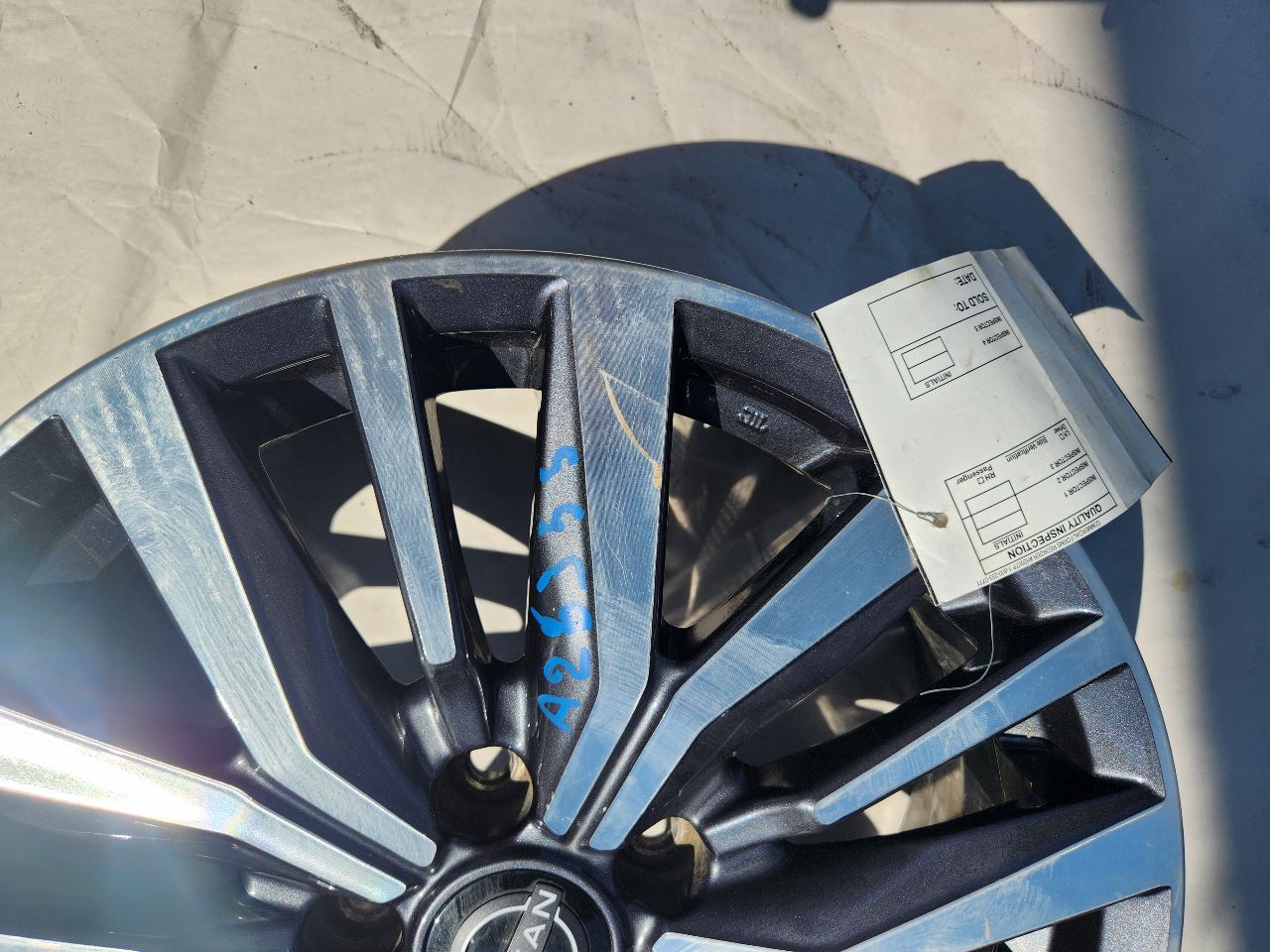 2022 NISSAN KICKS 1.6L 4cyl Gasoline WHEEL - 323009 — photo 6