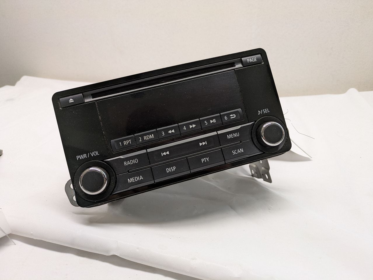 2014 MITSUBISHI OUTLANDER SPORT 4cyl Gasoline 2.0 Dohc Radio Audio - 324010