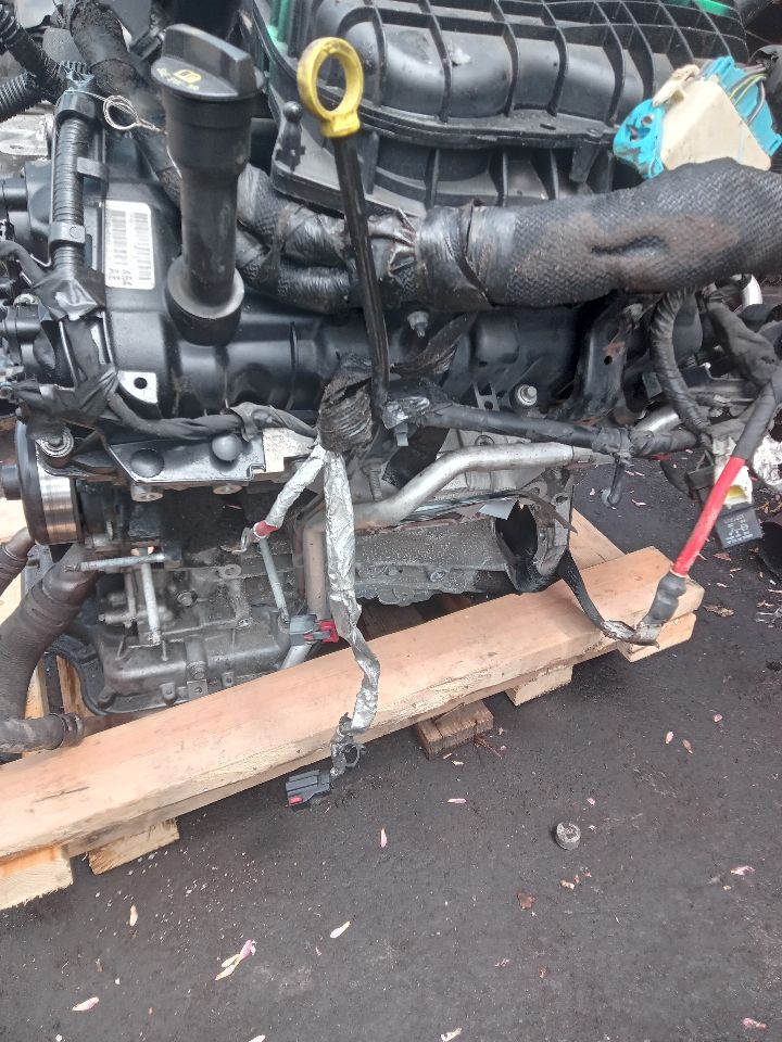2012 DODGE CARAVAN 6 cyl Gas Flex Fuel 3.6 ENGINE ASSEMBLY - 324076 — photo 2