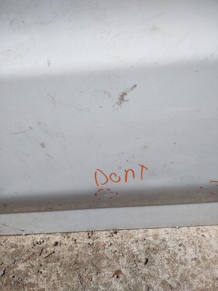 2014 NISSAN NV 2500 8cyl Gasoline 5.6 Right DOOR ASSEMBLY, FR - 324274