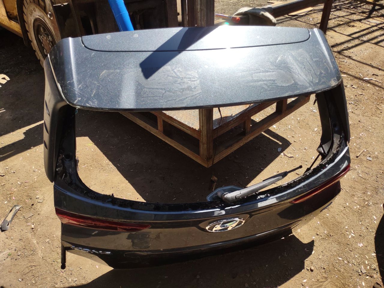 2021 HYUNDAI KONA 2.0L 4cyl Gasoline VVT Decklid  Tailgate - 324897