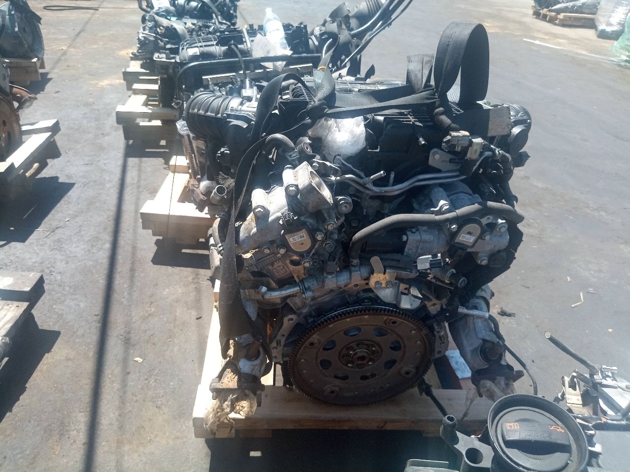 2016 INFINITI QX50 6cyl Gasoline 3.7 ENGINE ASSEMBLY - 325211