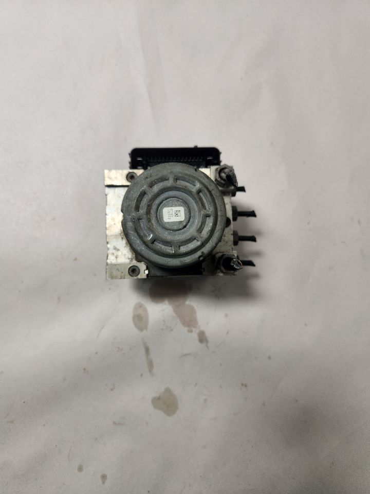 2017 FORD EXPLORER 6cyl Gasoline 3.7 Anti-lock Brake Pts - 325278 — photo 1