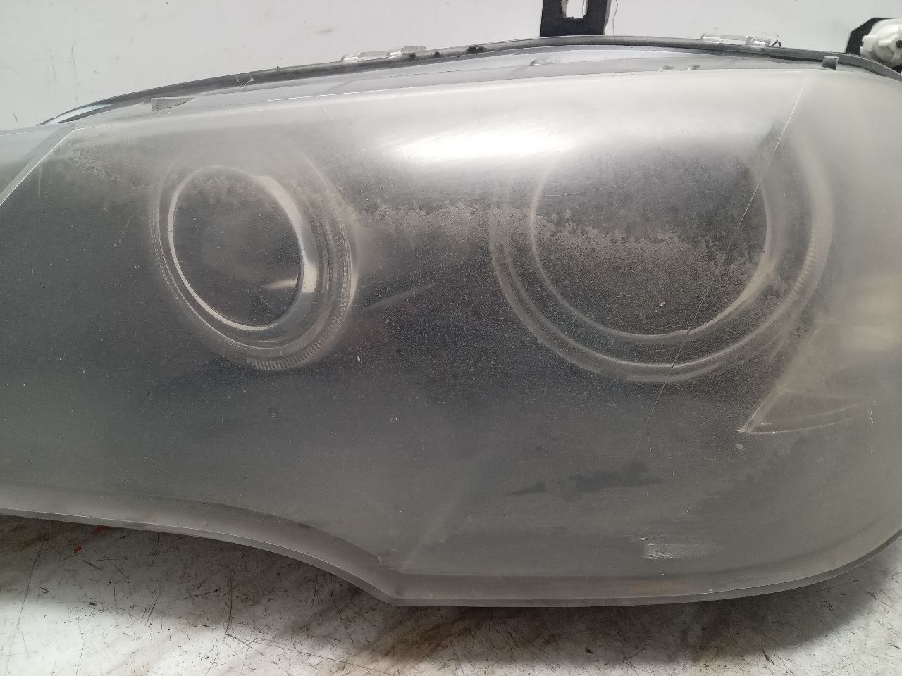 2008 BMW X5 6cyl Gasoline 3.0 Left HEADLAMP ASSEMBLY - 325527 — photo 2