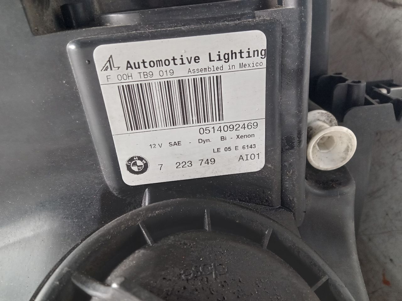 2008 BMW X5 6cyl Gasoline 3.0 Left HEADLAMP ASSEMBLY - 325527 — photo 8