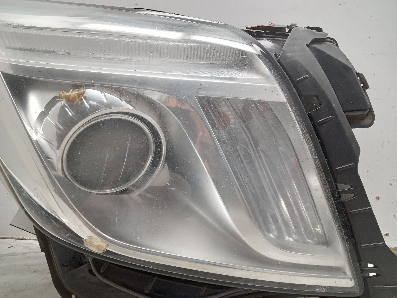 2016 CADILLAC XTS 6cyl Gasoline 3.6 Left HEADLAMP ASSEMBLY - 325555 — photo 2