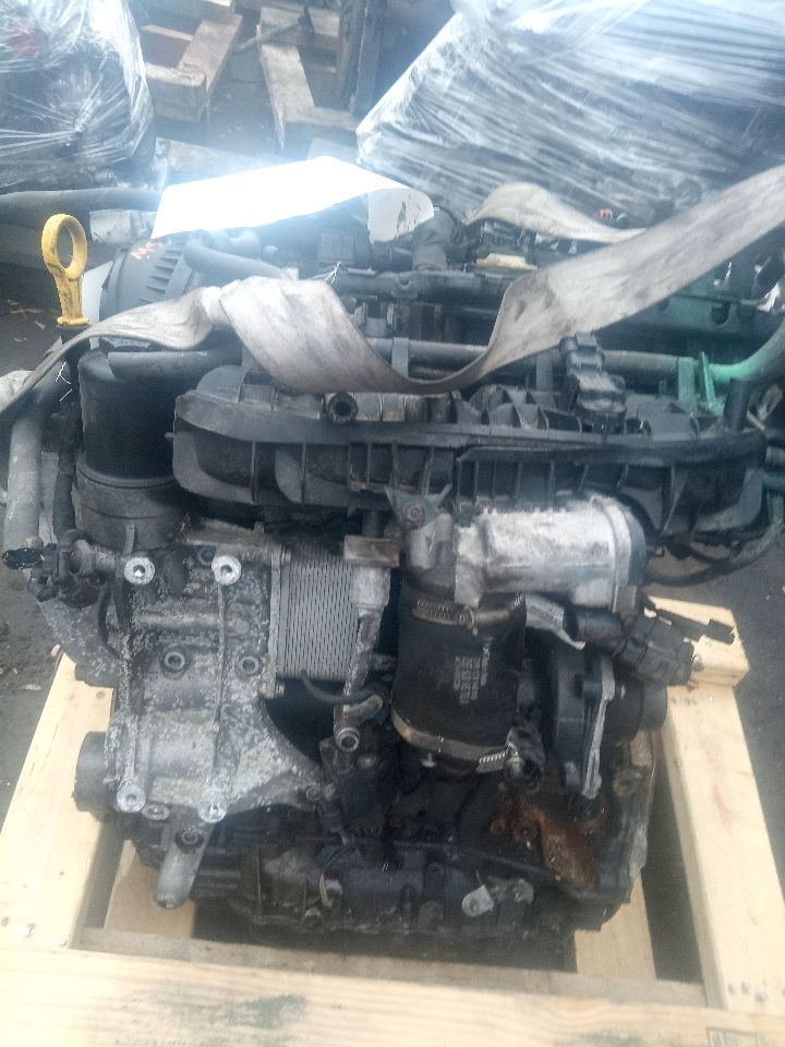 2014 VOLKSWAGEN PASSAT 4cyl Gas Turbo 1.8 PZEV ENGINE ASSEMBLY - 325937 — photo 2