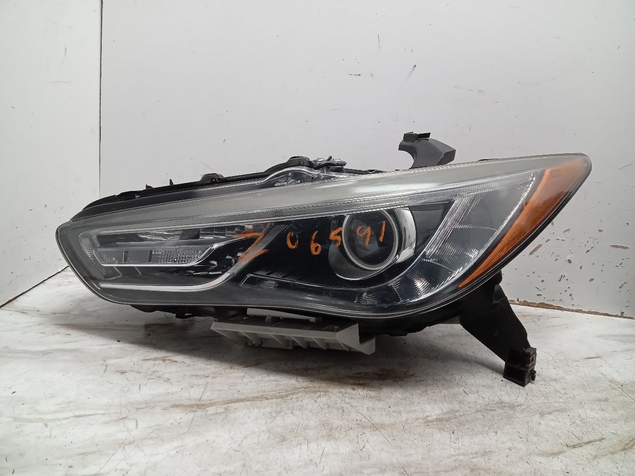 2016 INFINITI QX60 6cyl Gasoline 3.5 Left HEADLAMP ASSEMBLY - 326082