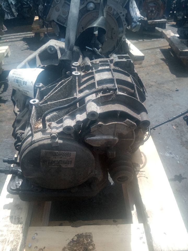 2004 MINI COOPER COOPER 4cyl Gasoline 1.6 Transmiss,Transaxle - 326366 — photo 2