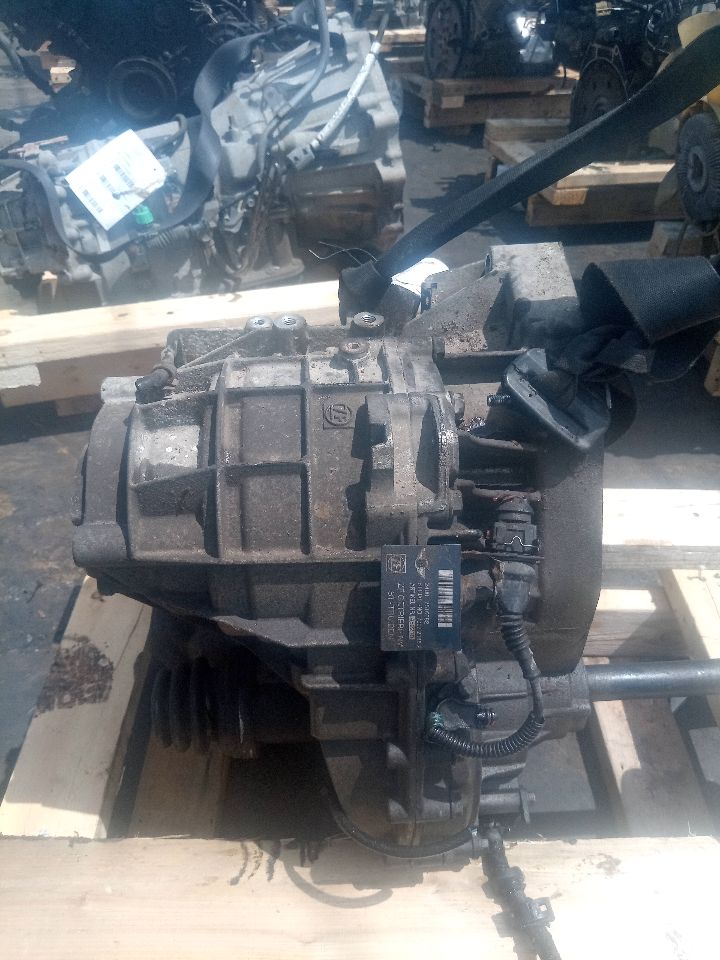 2004 MINI COOPER COOPER 4cyl Gasoline 1.6 Transmiss,Transaxle - 326366 — photo 3