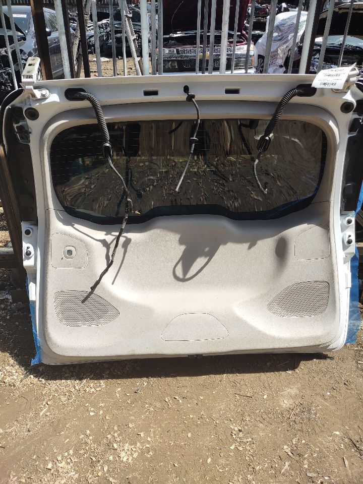2017 CHRYSLER PACIFICA 6cyl Gasoline 3.6 Decklid  Tailgate - 326464 — photo 3