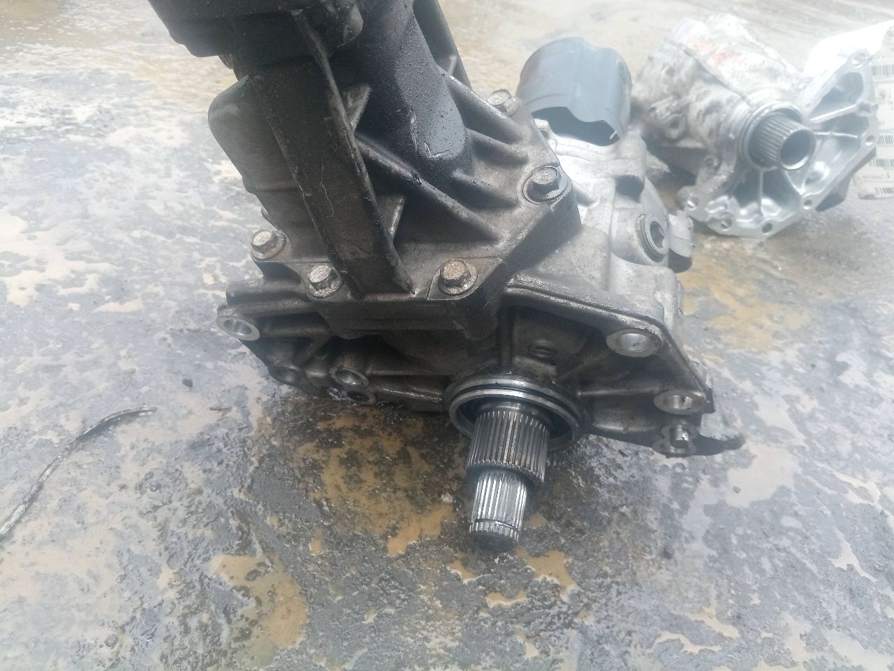 2012 MITSUBISHI LANCER 4cyl Gasoline 2.4 TRANSFER CASE ASSY - 326671 — photo 2