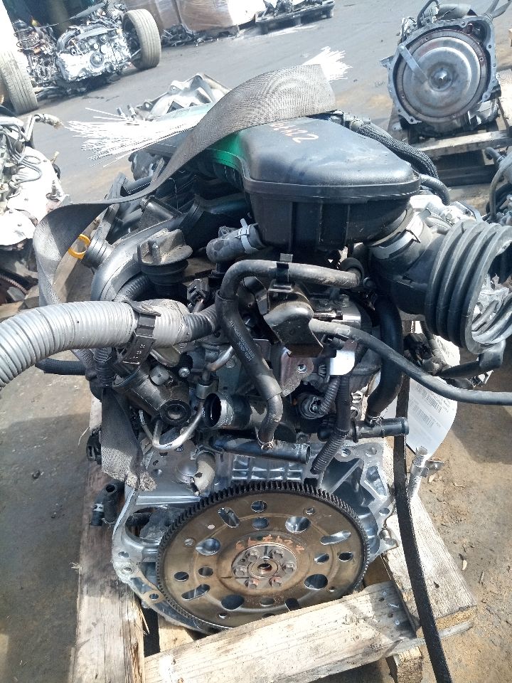 2019 NISSAN ROGUE SPORT 2.0L 4cyl Gasoline VVT ENGINE ASSEMBLY - 326730 — photo 2