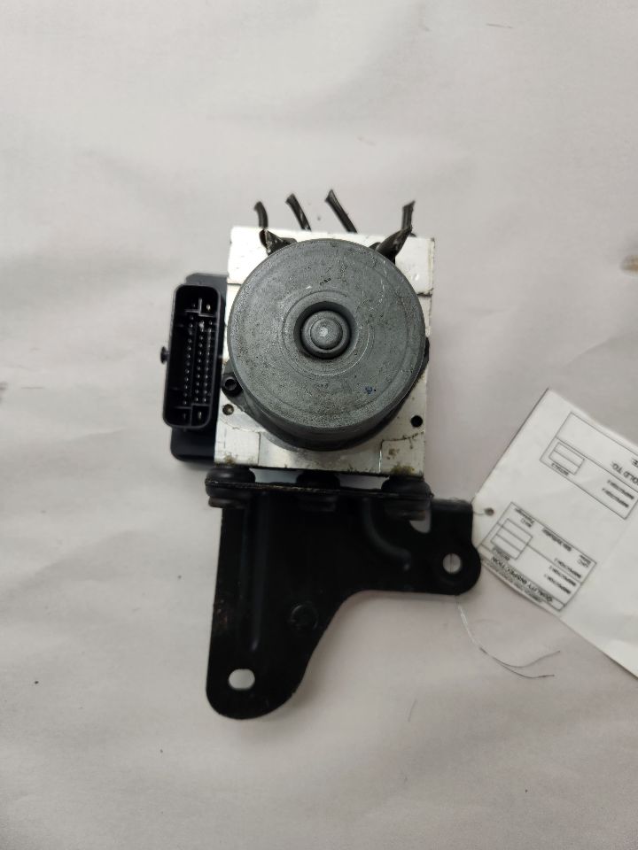 2011 KIA SEDONA 6cyl Gasoline 3.5 Anti-lock Brake Pts - 327054