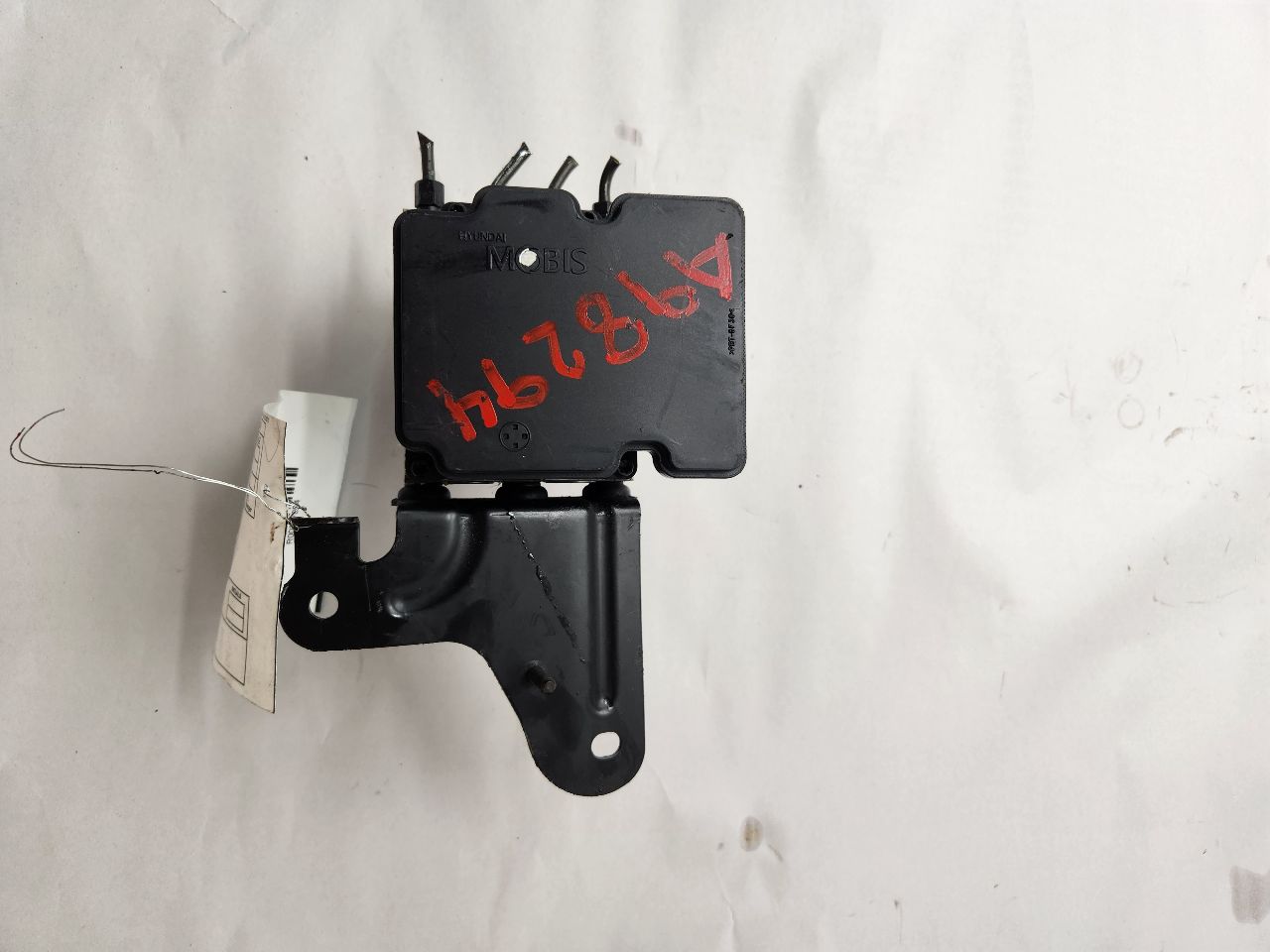 2011 KIA SEDONA 6cyl Gasoline 3.5 Anti-lock Brake Pts - 327054 — photo 6