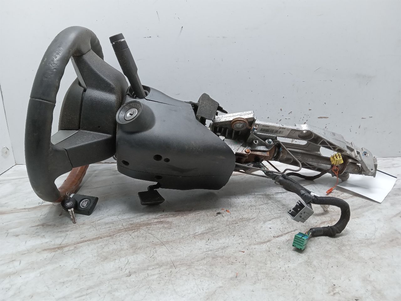 2010 CADILLAC CTS STEERING COLUMN - 327704 — photo 3